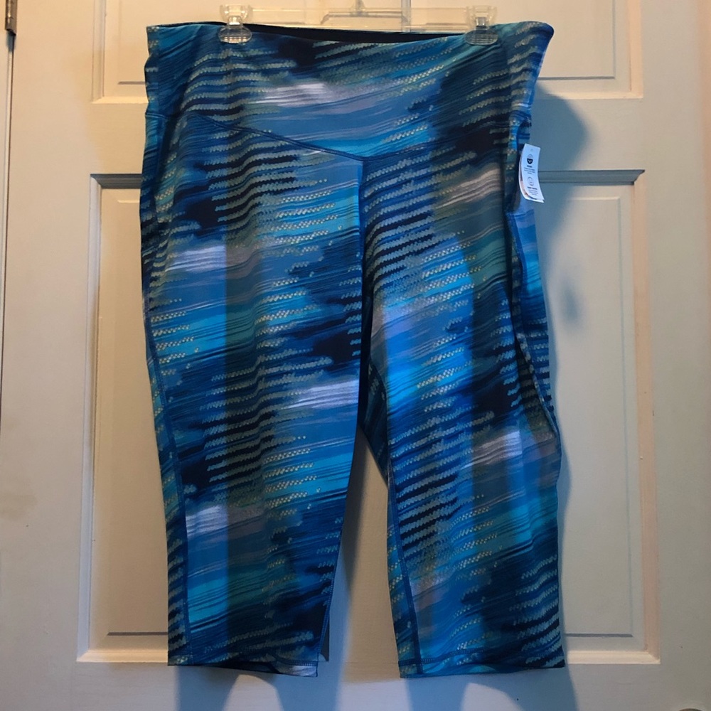 Simply Emma Blue Workout Capri